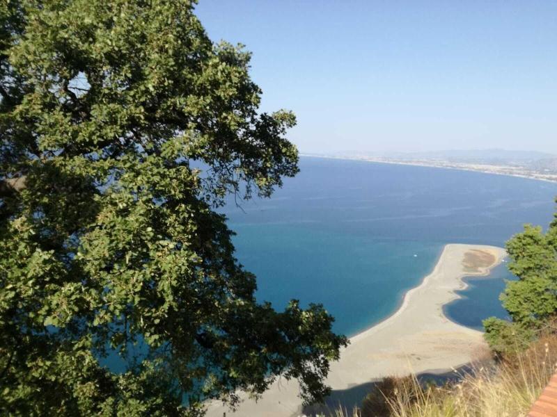 Testa Di Monaco Natural Beach Capo dʼOrlando Екстериор снимка