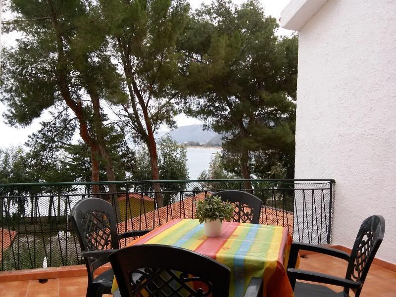 Testa Di Monaco Natural Beach Capo dʼOrlando Екстериор снимка