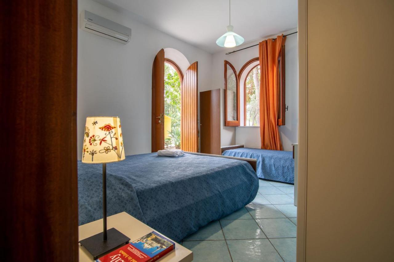 Testa Di Monaco Natural Beach Capo dʼOrlando Екстериор снимка