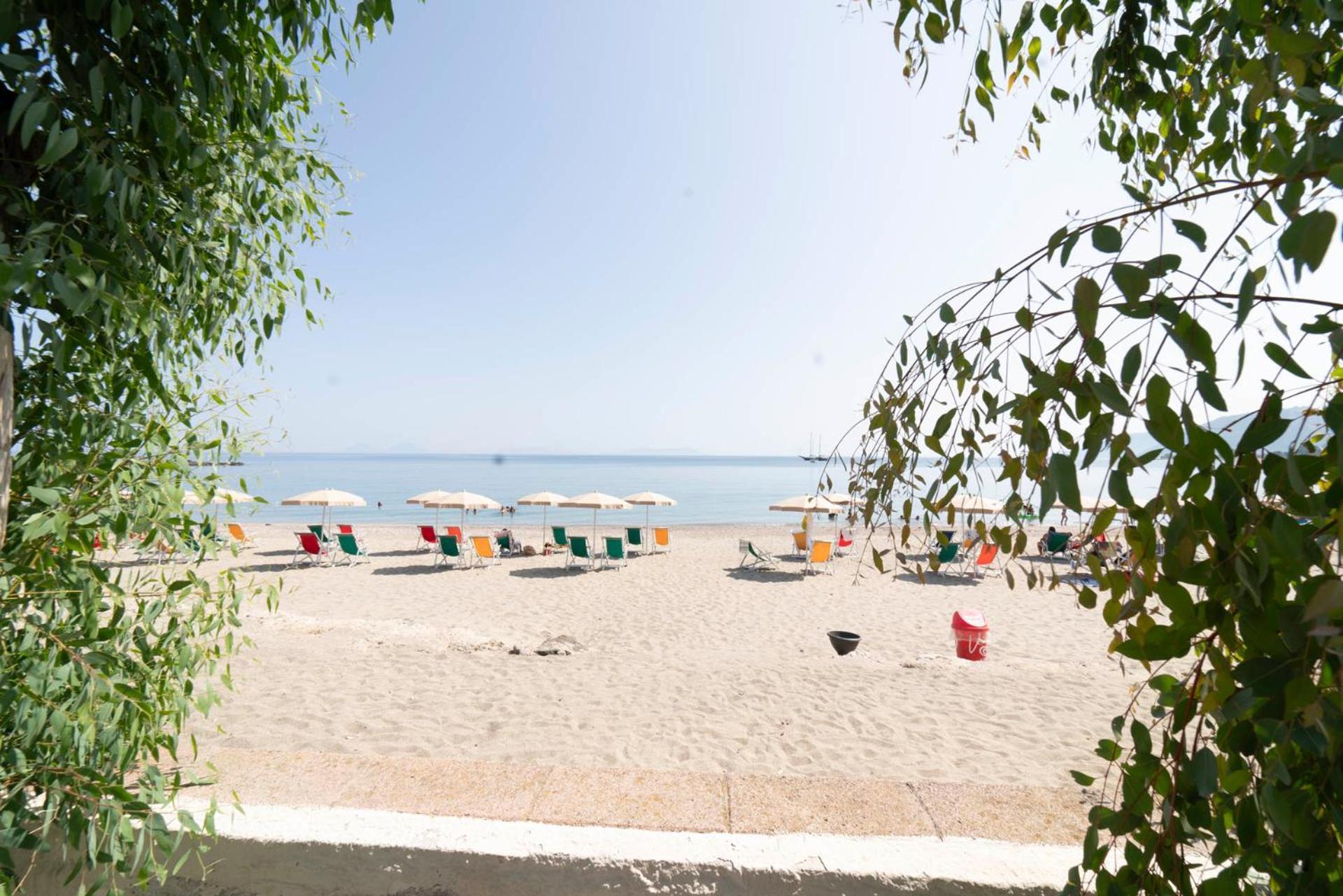 Testa Di Monaco Natural Beach Capo dʼOrlando Екстериор снимка